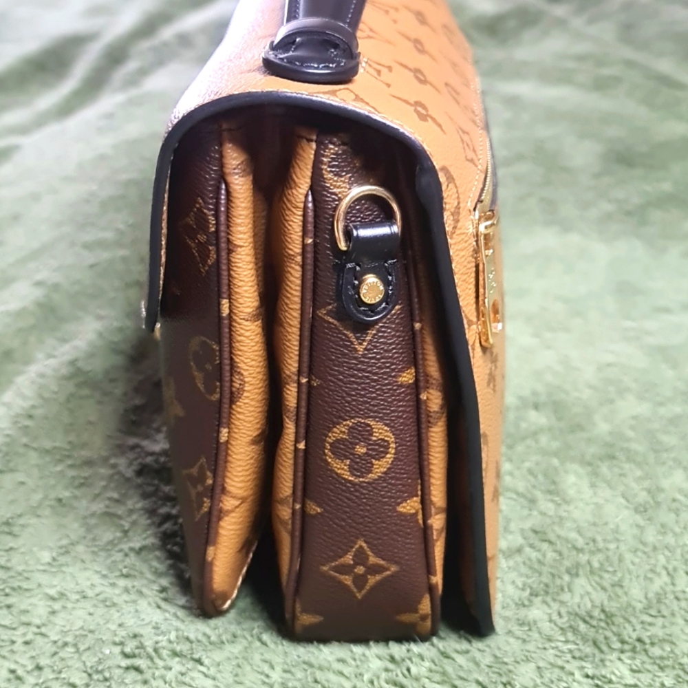 Auth 2019 LV Metis Reverse Monogram. - Picture 3 of 13